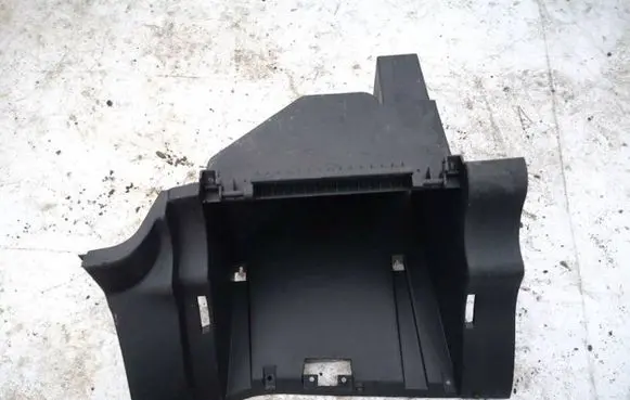 Nissan X-Trail T31 Glove box