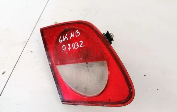 Mercedes-Benz E W210 Tailgate rear/tail lights A2108200964