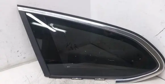 Volvo V60 Rear side window 31218020