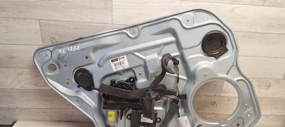 Volvo V70 Rear door window regulator with motor 983041102 983041 970715101