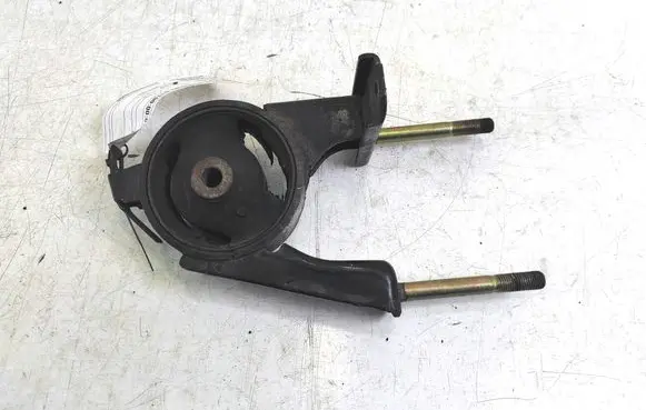 Toyota Yaris Engine mount bracket 12371-0J021