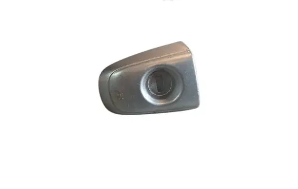 Subaru Legacy Front door exterior handle