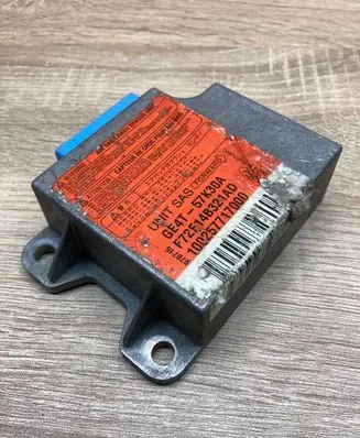 Mazda 626 Airbag control unit/module GE4T57K30A F72F14B321AD
