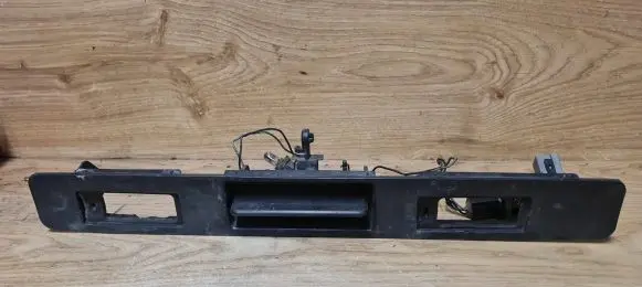 Volvo V70 Tailgate/trunk/boot exterior handle 9203101