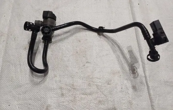 BMW 3 GT F34 Valve vacuum 7636144