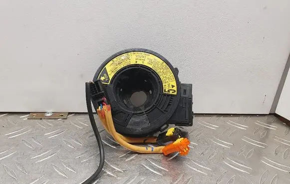 Toyota Corolla Verso AR10 Airbag slip ring squib (SRS ring) 
