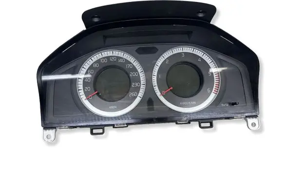 Volvo V70 Speedometer (instrument cluster) 31270851AA
