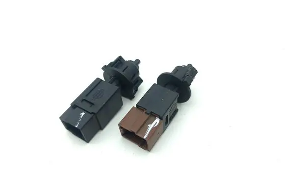 Nissan 350Z Brake pedal sensor switch