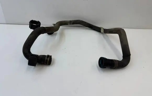 Land Rover Discovery 5 Engine coolant pipe/hose HPLA8B573BB