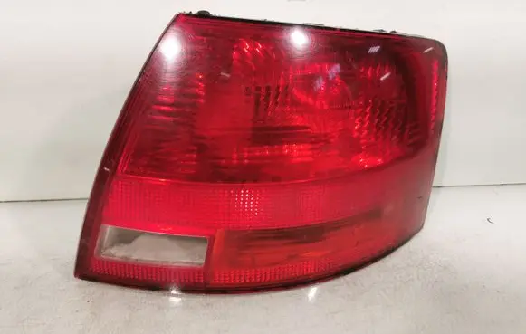 Audi A4 S4 B7 8E 8H Rear/tail lights 8E9945096E