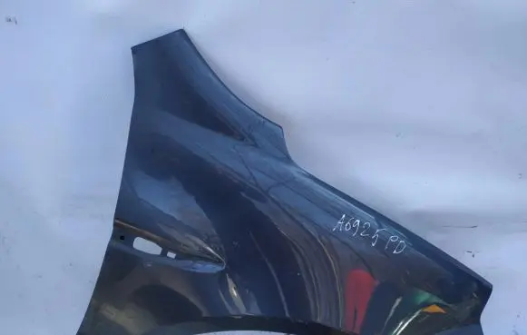 Hyundai Accent Fender pilkas