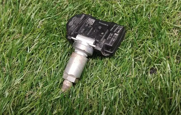 Tire pressure sensor