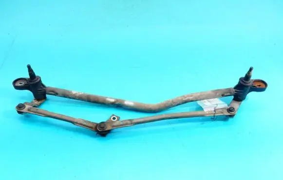 Front wiper linkage