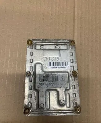 Chrysler 300 - 300C Headlight ballast module Xenon 73010137N