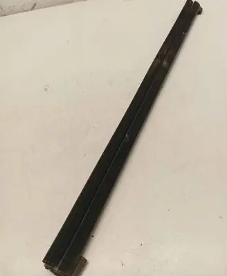 Ford Ranger Rubber seal rear door window/glass AB3926246A30