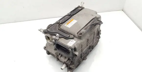 Toyota Auris 150 Voltage converter inverter G920047140