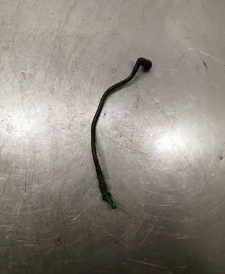 Citroen C8 Fuel line pipe