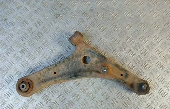 Mitsubishi Space Star Front lower control arm/wishbone