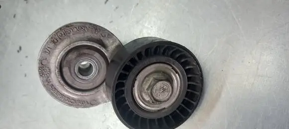 Fiat Doblo Generator/alternator belt tensioner 