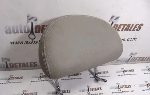 Mercedes-Benz E W211 Rear seat headrest 