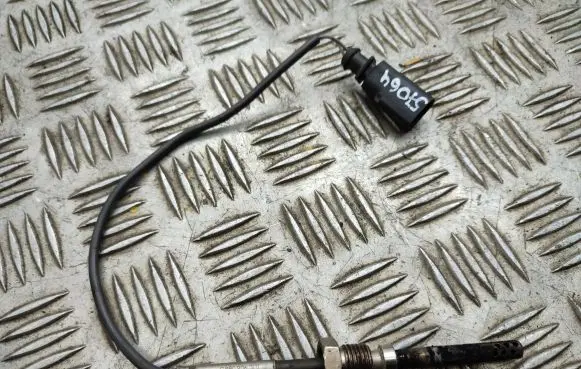 Audi A4 S4 B8 8K Exhaust gas temperature sensor 03L906088D