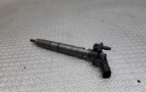 Audi A6 S6 C6 4F Fuel injector 0445115024 059130277S