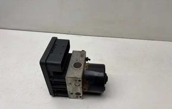 Volkswagen Golf IV ABS Pump 1C0907379K 1J0614417D