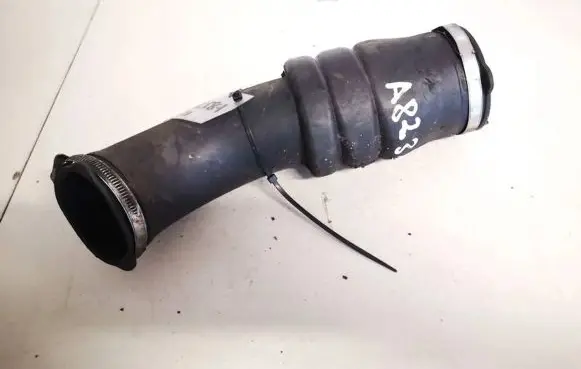 Volvo V70 Intercooler hose/pipe 08692401
