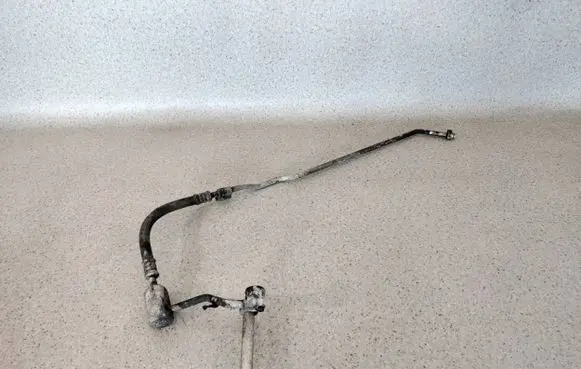 MG ZR Air conditioning (A/C) pipe/hose JUE001640