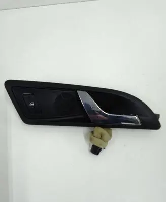 Skoda Octavia Mk2 (1Z) Front door interior handle 1Z0837248