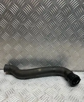 Land Rover Range Rover Sport L494 Engine coolant pipe/hose FPLA8D033CA