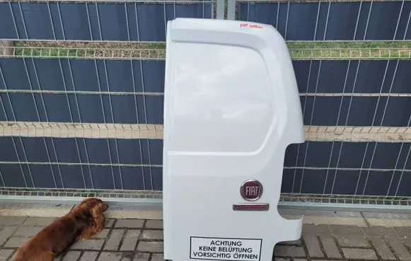 Fiat Doblo III Rear door