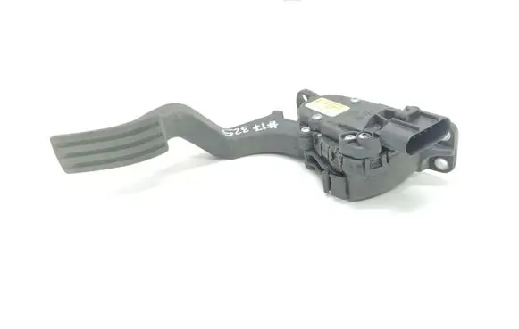 Ford Fiesta Accelerator throttle pedal 6PV00856702 4S619F836AA C95YE