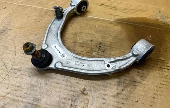 Porsche Panamera (970) Front upper control arm/wishbone 97034105123