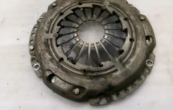 Toyota Corolla Verso AR10 Pressure plate 3082600567 3121005050