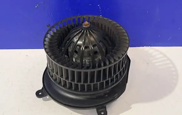 Heater fan/blower