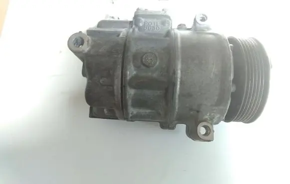 Volkswagen Golf V Air conditioning (A/C) compressor (pump) 1K0820803S SY3 R134A8680P