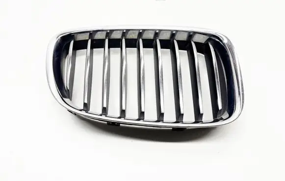 BMW 5 GT F07 Front bumper upper radiator grill 7200170