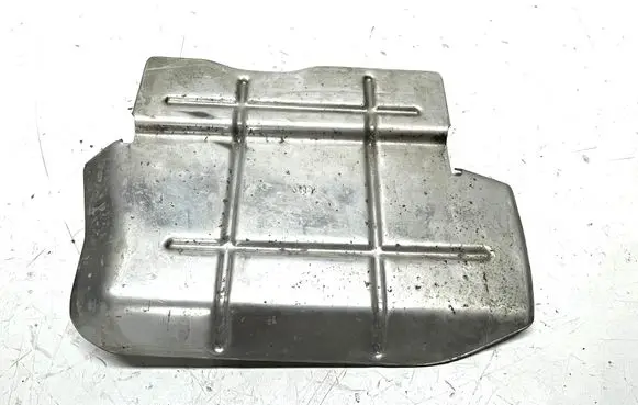Fiat 500 Abarth Heat shield in engine bay C534