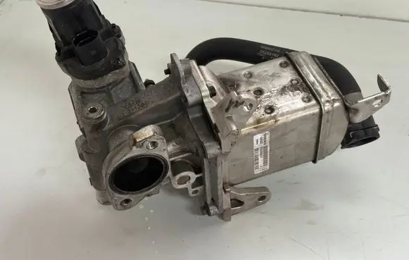 Volvo XC90 EGR valve P32203034