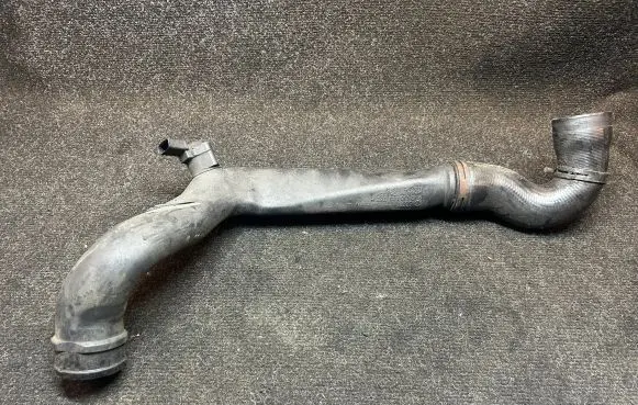 Volkswagen Golf IV Intercooler hose/pipe 1J0145762H ZSB1J0145762H