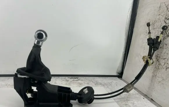 Citroen DS3 Gear shifter/selector 9678380280