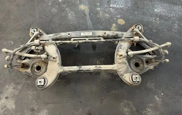 Mercedes-Benz CLS C218 X218 Rear axle beam 27101107312 2183500200