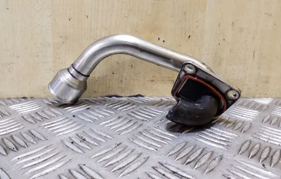 Mercedes-Benz CLS C219 EGR valve line/pipe/hose
