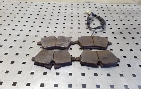 Mini Cooper Countryman R60 Brake pads (front) 