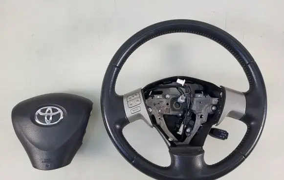 Toyota Auris 150 Steering wheel
