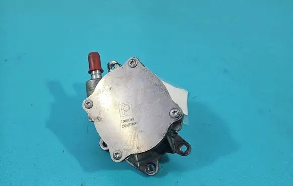 Mercedes-Benz E A207 Vacuum pump 724807380 IMPRK1446526