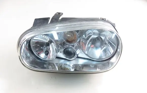 Volkswagen Golf IV Headlight/headlamp 1J1941015C