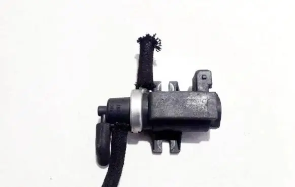 Volkswagen Golf IV Turbo solenoid valve 1h0906627 7.21903.20