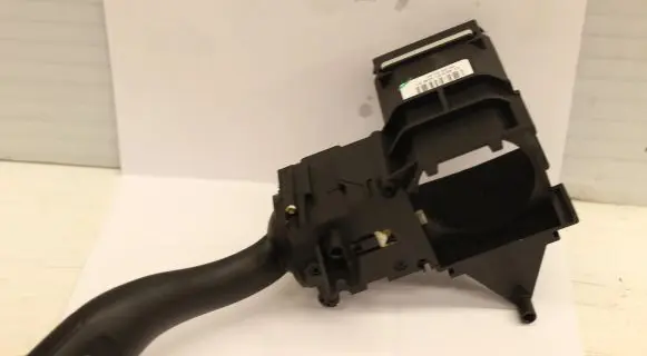 Audi A6 S6 C6 4F Indicator stalk 4E0953513A